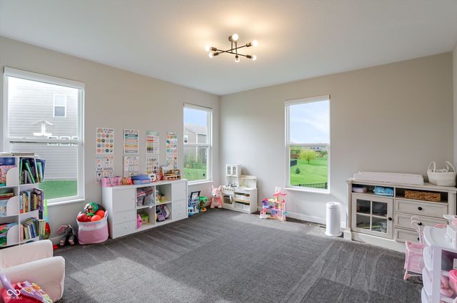 19371 Gillcrest Drive, Noblesville, IN 46062