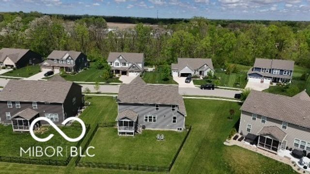 19371 Gillcrest Drive, Noblesville, IN 46062
