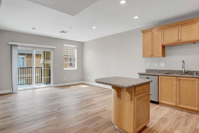 88 N Jackson Avenue 408, San Jose, CA 95116