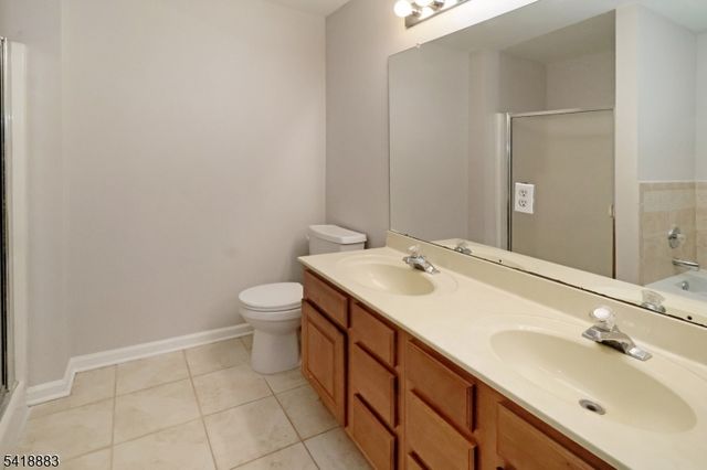 413 Boulder Ridge Dr, Randolph Twp., NJ 07869