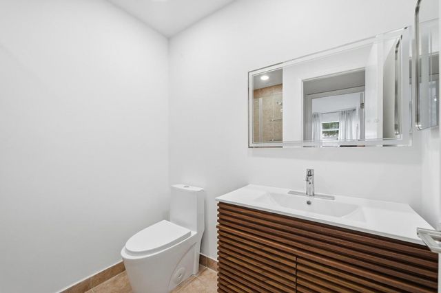 468 Normandy J, Delray Beach, FL 33484