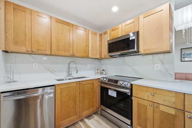 468 Normandy J, Delray Beach, FL 33484