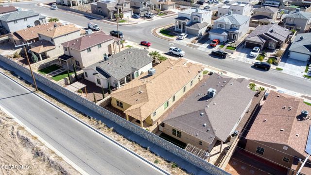465 PRIME DESERT Drive, El Paso, TX 79932