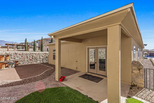 465 PRIME DESERT Drive, El Paso, TX 79932