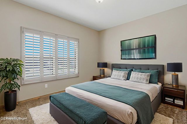 465 PRIME DESERT Drive, El Paso, TX 79932