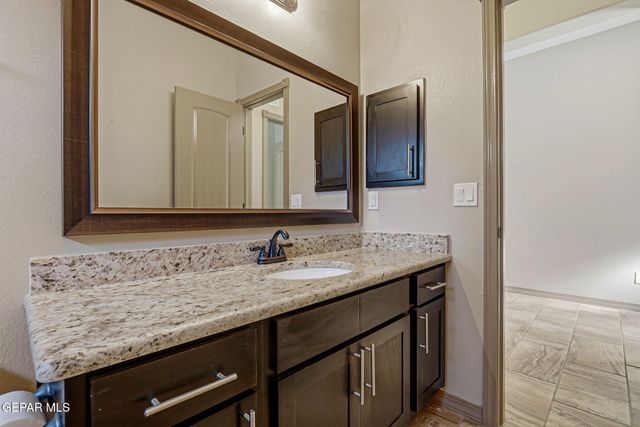 465 PRIME DESERT Drive, El Paso, TX 79932