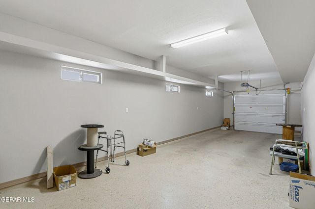 465 PRIME DESERT Drive, El Paso, TX 79932