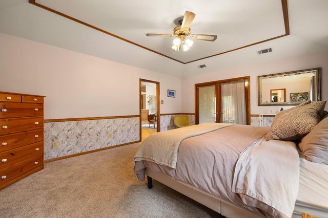 136 Valley View RD, Georgetown, TX 78633