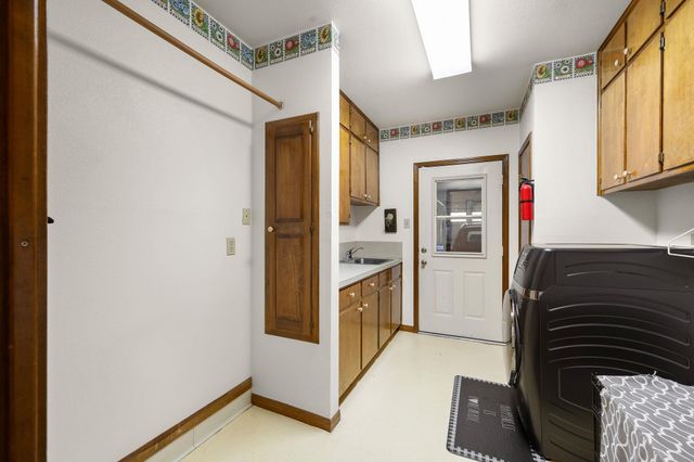 136 Valley View RD, Georgetown, TX 78633