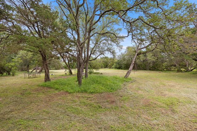 136 Valley View RD, Georgetown, TX 78633