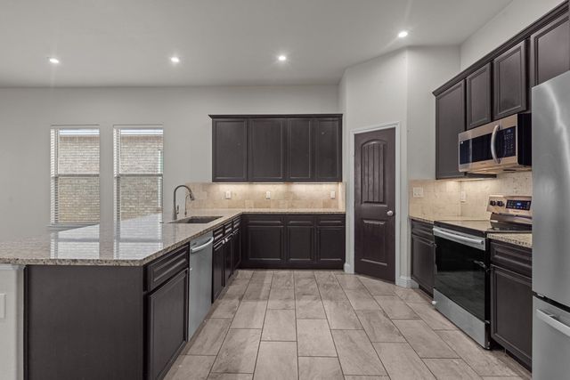 8901 Ratliff Ridge Ave, Odessa, TX 79765