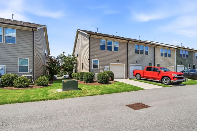 1721 Shady Oaks Drive, Wendell, NC 27591