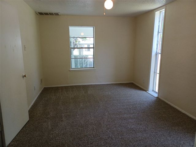 8335 Horseshoe Drive, Kemp, TX 75143