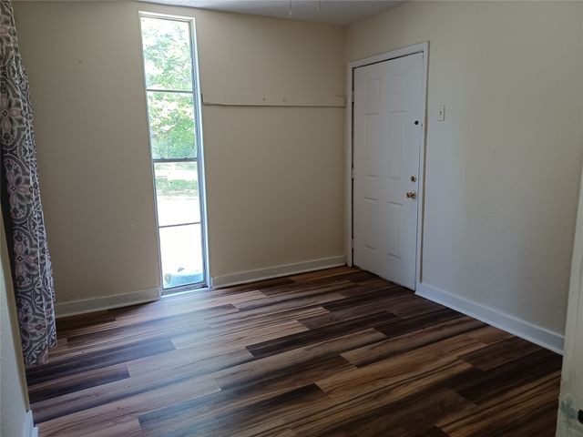 8335 Horseshoe Drive, Kemp, TX 75143