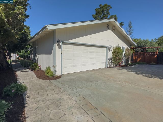 1671 Dugan Ct, Concord, CA 94521