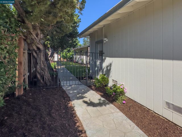 1671 Dugan Ct, Concord, CA 94521
