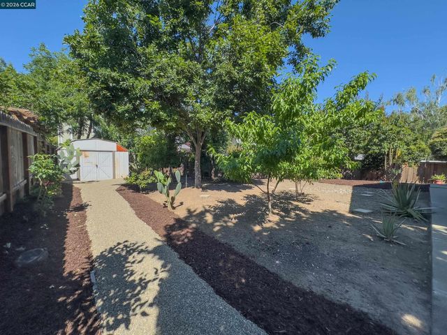 1671 Dugan Ct, Concord, CA 94521
