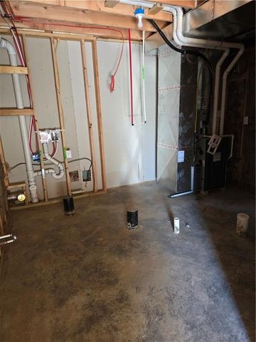 512 W Lawrence Street, Spring Hill, KS 66083