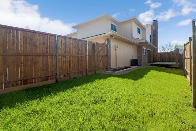 2179 Southern Place A, Carrollton, TX 75006