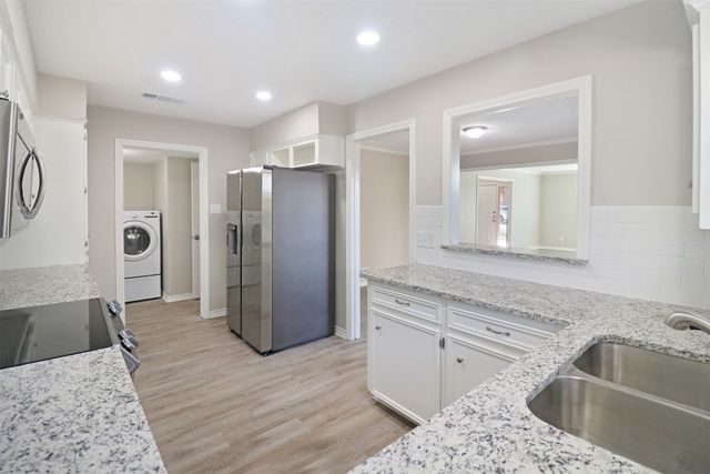 2179 Southern Place A, Carrollton, TX 75006
