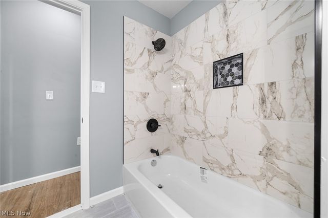 3929 Riverside Avenue, Cleveland, OH 44109