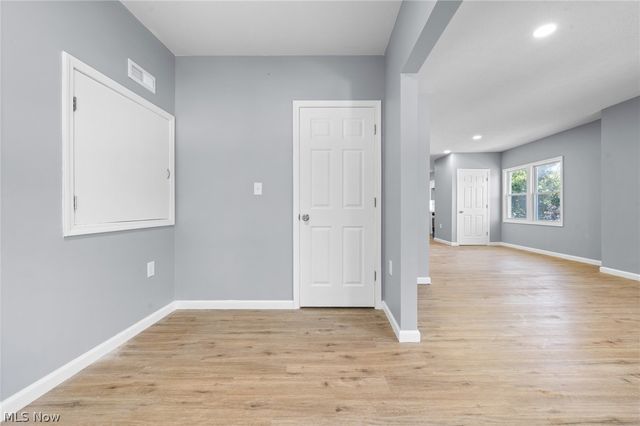 3929 Riverside Avenue, Cleveland, OH 44109