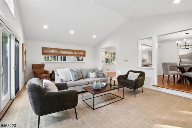 74 Woodland Rd, Madison Boro, NJ 07940