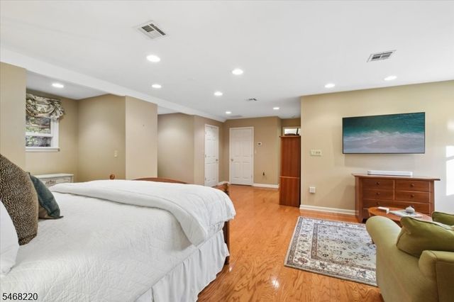 74 Woodland Rd, Madison Boro, NJ 07940