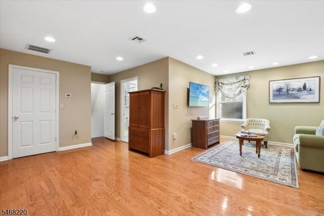 74 Woodland Rd, Madison Boro, NJ 07940