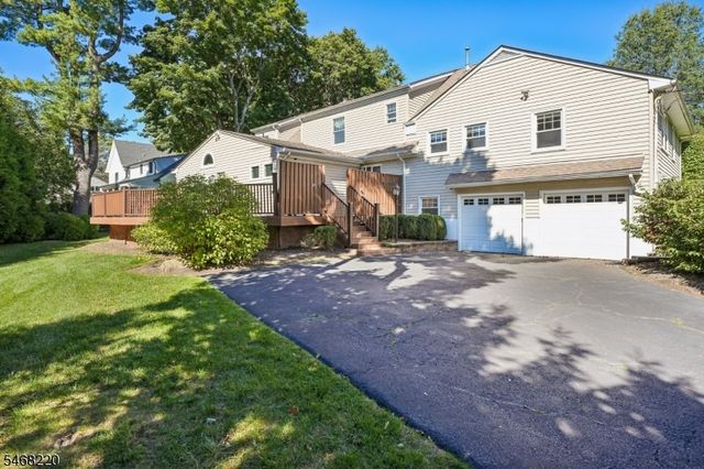 74 Woodland Rd, Madison Boro, NJ 07940
