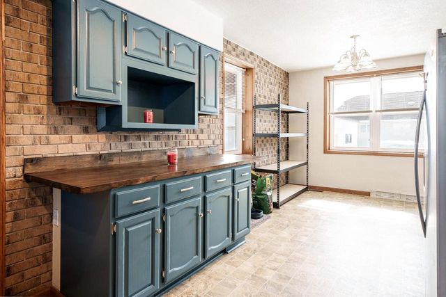 1203 Beloit Avenue, Janesville, WI 53546