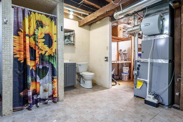 1203 Beloit Avenue, Janesville, WI 53546