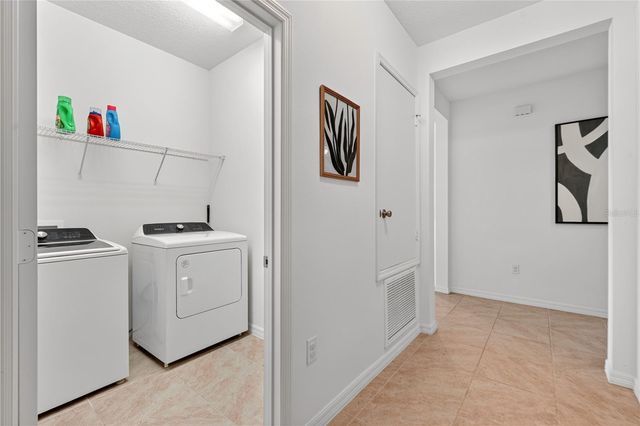 415 OVERPOOL AVENUE, Davenport, FL 33896