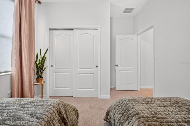415 OVERPOOL AVENUE, Davenport, FL 33896