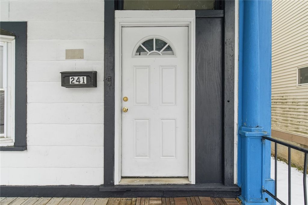 241 Watson Blvd, Observatory Hill, PA 15214
