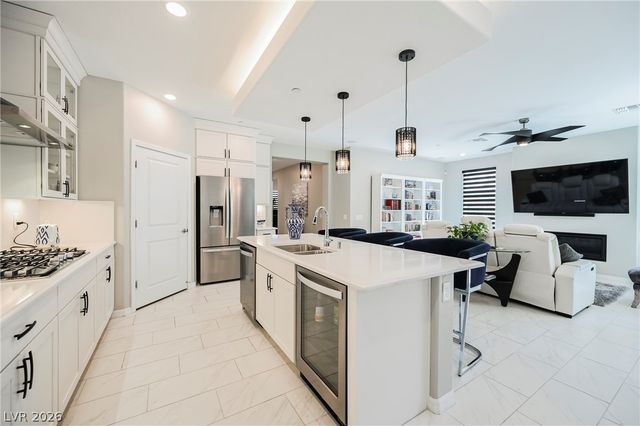 23 Cliffwater Street, Henderson, NV 89011