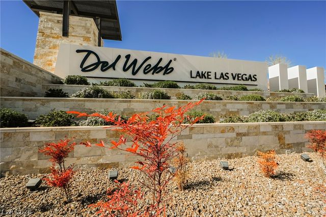 23 Cliffwater Street, Henderson, NV 89011