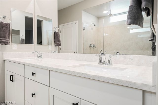 23 Cliffwater Street, Henderson, NV 89011