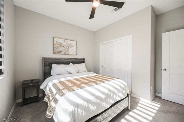 23 Cliffwater Street, Henderson, NV 89011