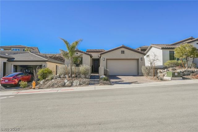 23 Cliffwater Street, Henderson, NV 89011