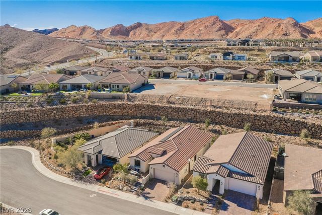23 Cliffwater Street, Henderson, NV 89011