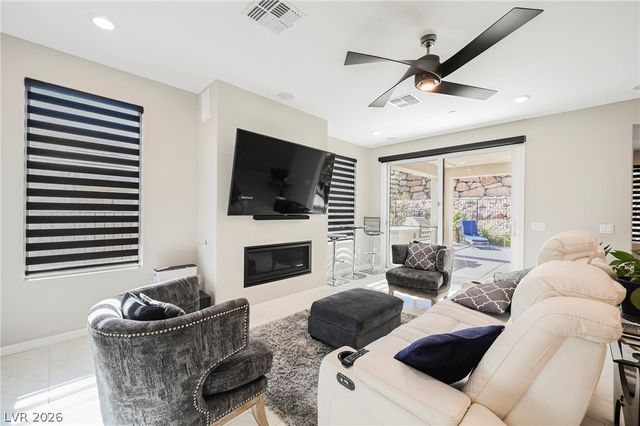 23 Cliffwater Street, Henderson, NV 89011