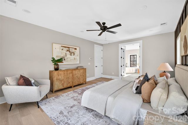 6811 Burlwood Road, Charlotte, NC 28211