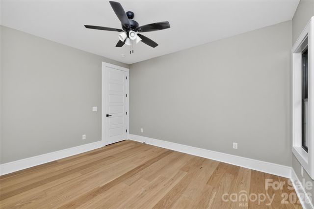 6811 Burlwood Road, Charlotte, NC 28211