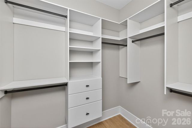 6811 Burlwood Road, Charlotte, NC 28211