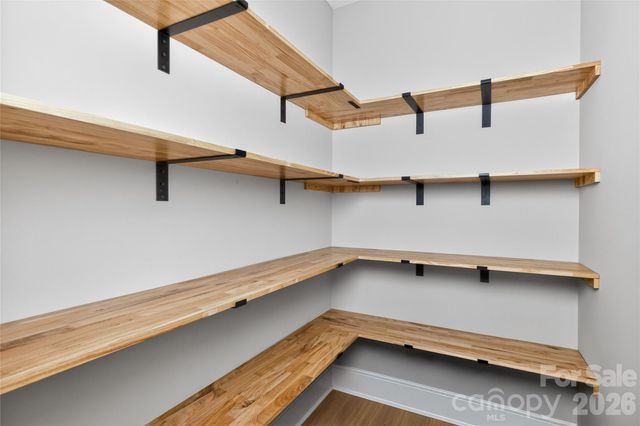 6811 Burlwood Road, Charlotte, NC 28211