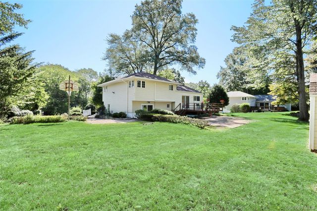 24 Scott Drive, New City, NY 10956
