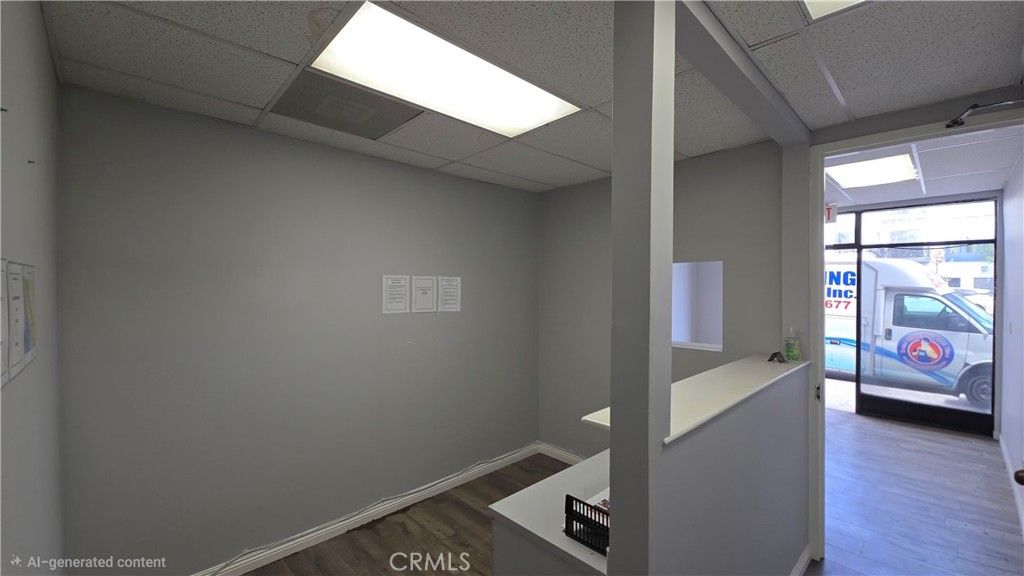 11486 Burbank Boulevard, North Hollywood, CA 91601 — photo 3