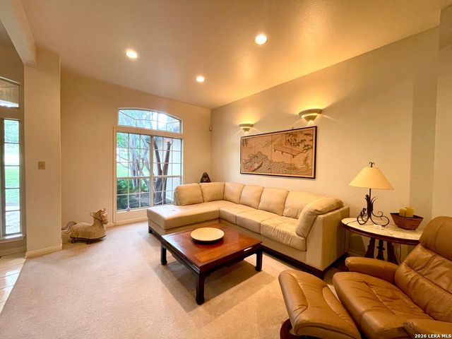 630 Solo Street, San Antonio, TX 78260