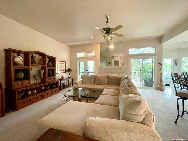 630 Solo Street, San Antonio, TX 78260